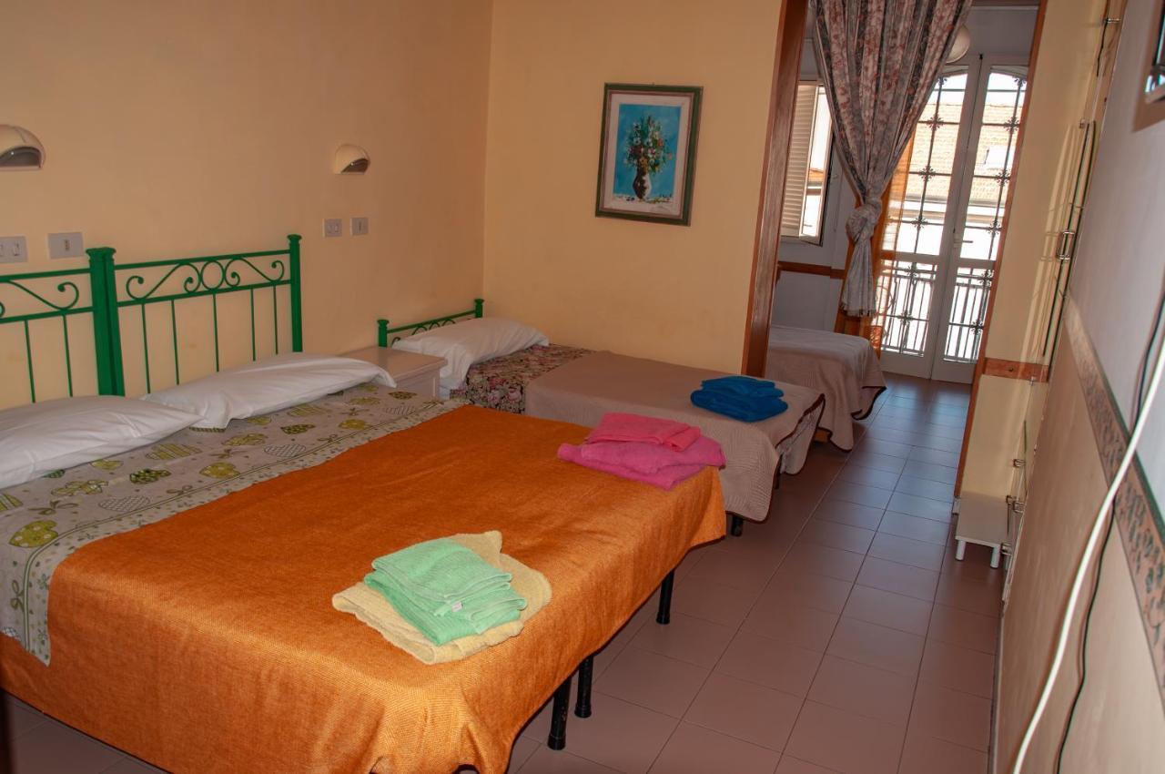 וירג'יו Hotel Villa Morgana מראה חיצוני תמונה